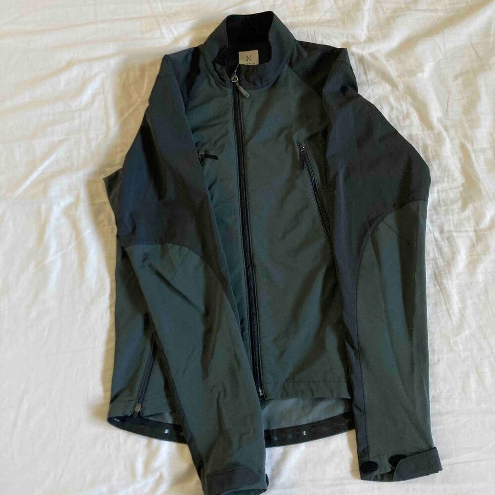 Kitsbow Men's Mixed Shell Gray Lightweight Full Zip Cycling Jacket - Size Small